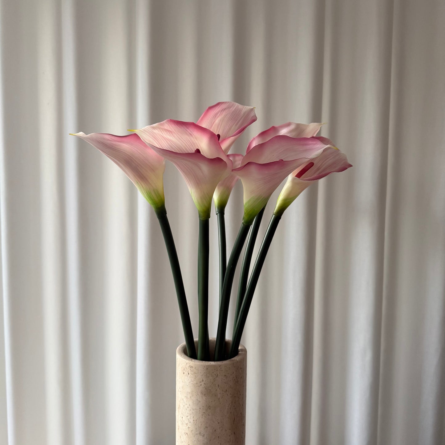 Calla lyserød